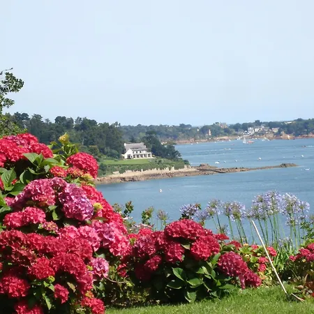 D'hôtes Aux Portes De Bréhat 2*