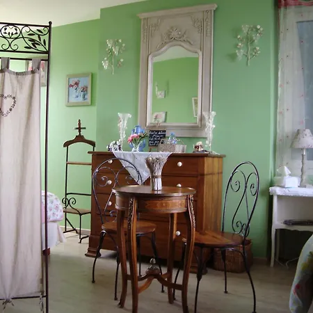 D'hôtes Aux Portes De Bréhat Bed & Breakfast 2*